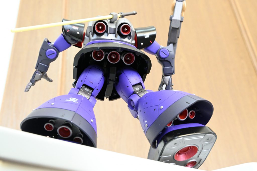 排気口に電子部品を取り付けてリアリティーを付けました。Youtubeでやり方を動画を出している方がいましたので、そのやり方を真似てみました。