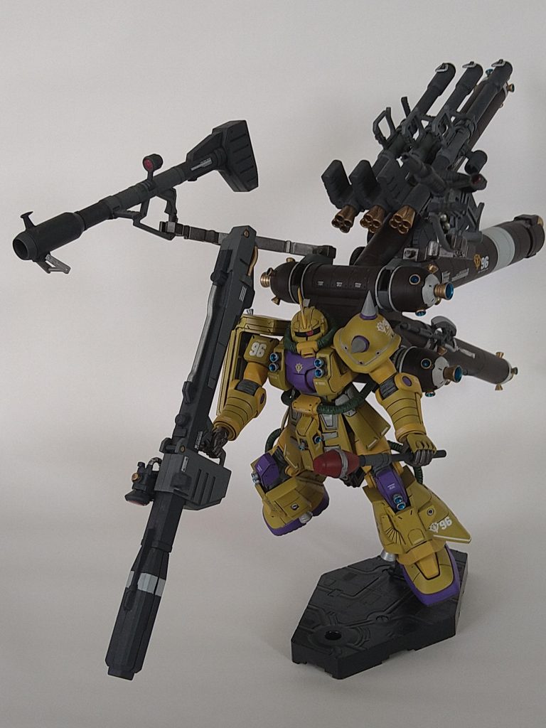 後ろの重量がかなりありますがアクションベースで保持可能です。ありがとうございました。