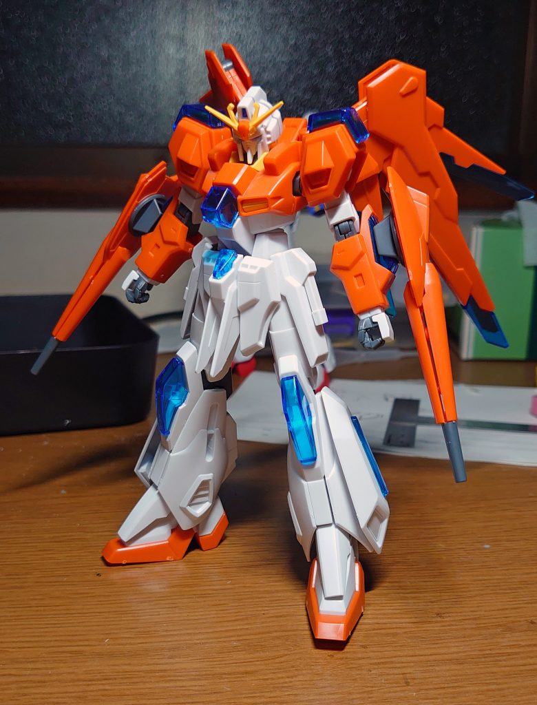 仮組状態。Zガンダムに似てる！と思って組み立ててみたらあんまり似てなかった。