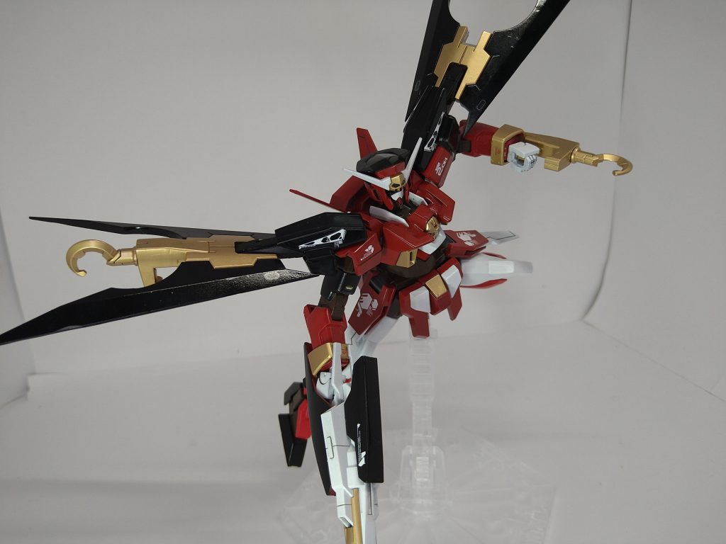 「ケツアンカー」この武装はダークハウンドのアンカーに当たるのですが船長の持ち技(?)の1つにケツアンカーがあるのでそこから名前を取りました。性能次第は変わりません。船長は逆手持ちして敵のケツを○る戦法を取ります。(という妄想)