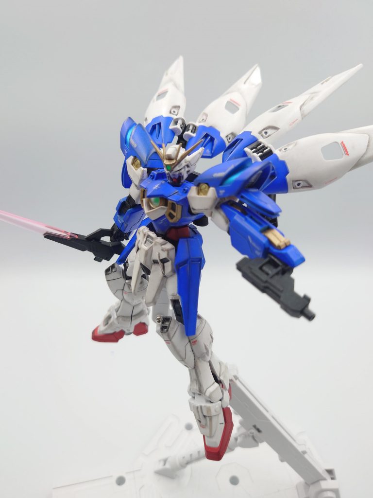 超近接向けにビームライフルバラしてのハンドガンとビームサーベル