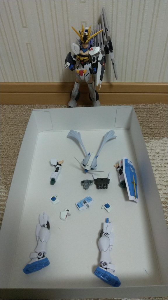 ちなみにパーツの差し替えでG-3ガンダムちゃんにも戻れます。今回はこれで終わろうと思います。長々とした寸劇にお付き合いいだいて本当にありがとうございましたww