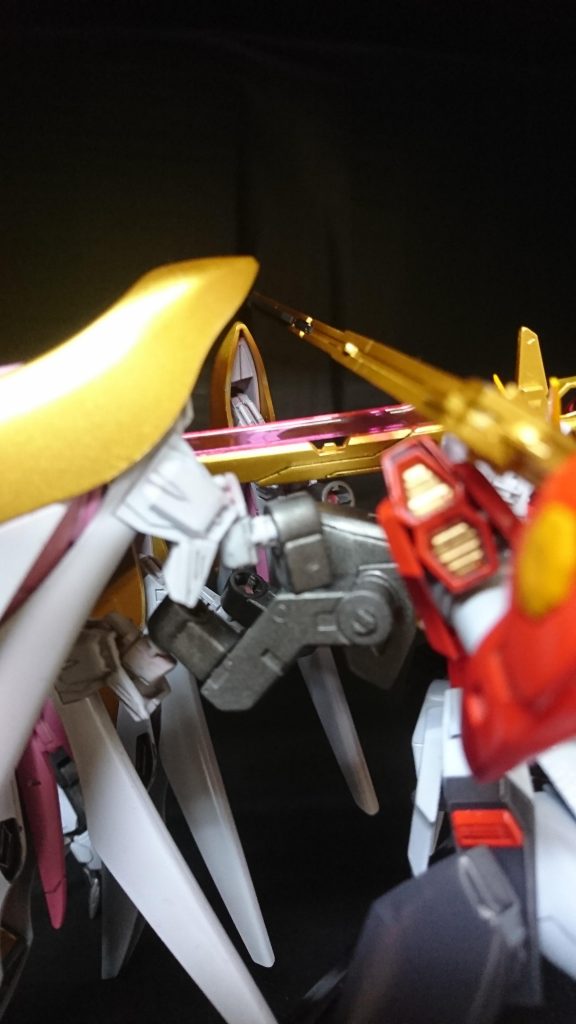 羽根の接続部になります。分かりづらいかもですが…