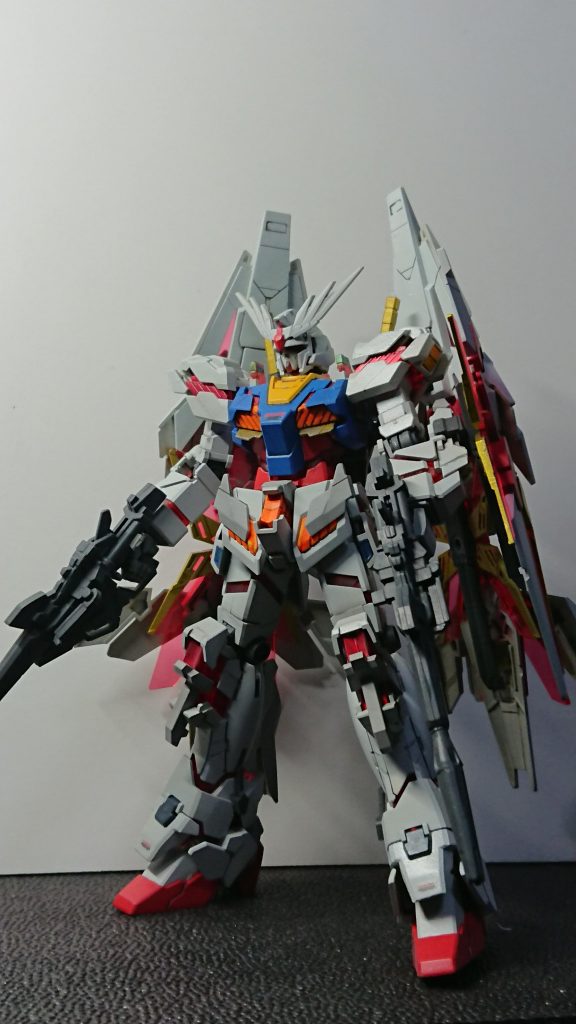 まあまあ自分なりに満足してます。サーベルとシールドのゴールドが前の塗装の名残です。