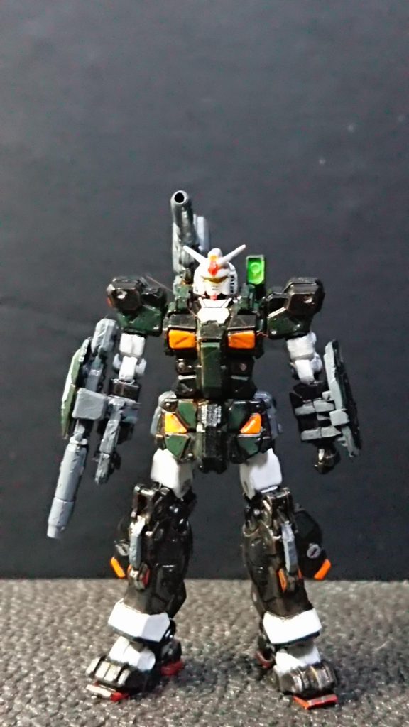 塗り分け大変でした。自分の技術ではこれくらいが限界かも。他の皆さんの作品綺麗ですよね。