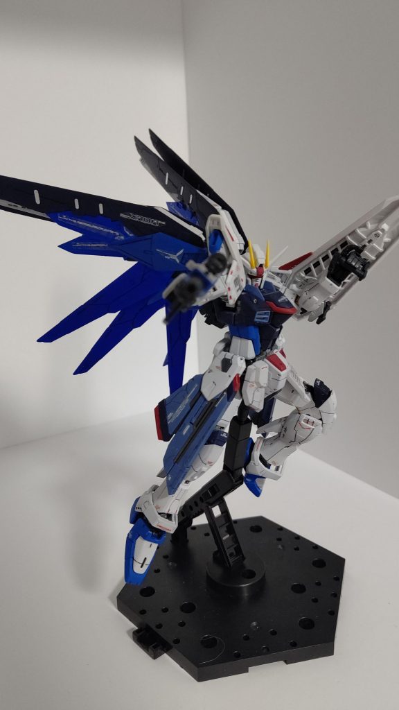 フリーダムガンダム–2枚目/制作者：TERA'sFACTORY