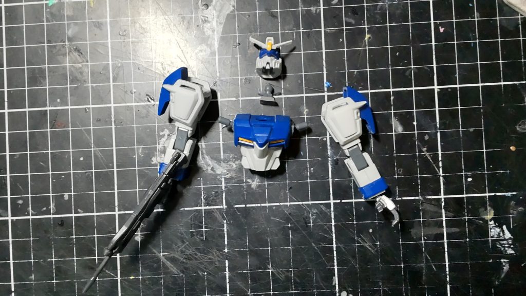 肩部はロールスイングジョイントとボルアムの組み合わせ。首延長、顎延長、腹部ボールジョイント化etcです。