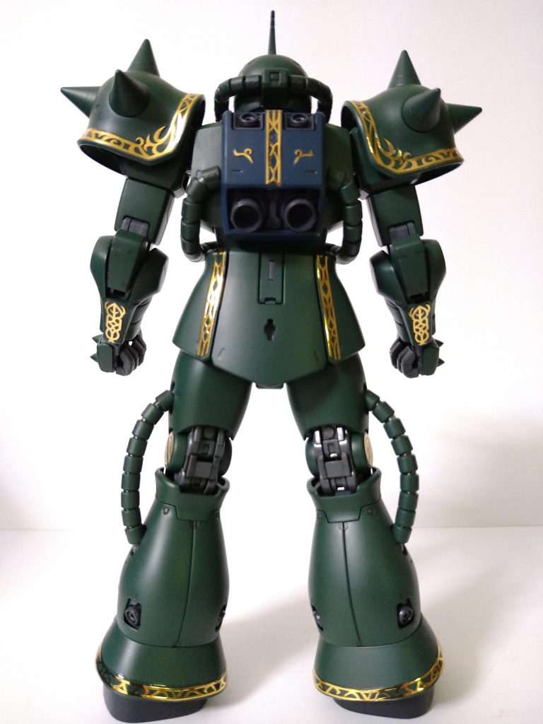 後。式典用の機体(誰かの何かで読んだ様な)という事なので、汚しは一切入れておりません。ドズル様の機体にそんなモノがあるなどけしからん！！！