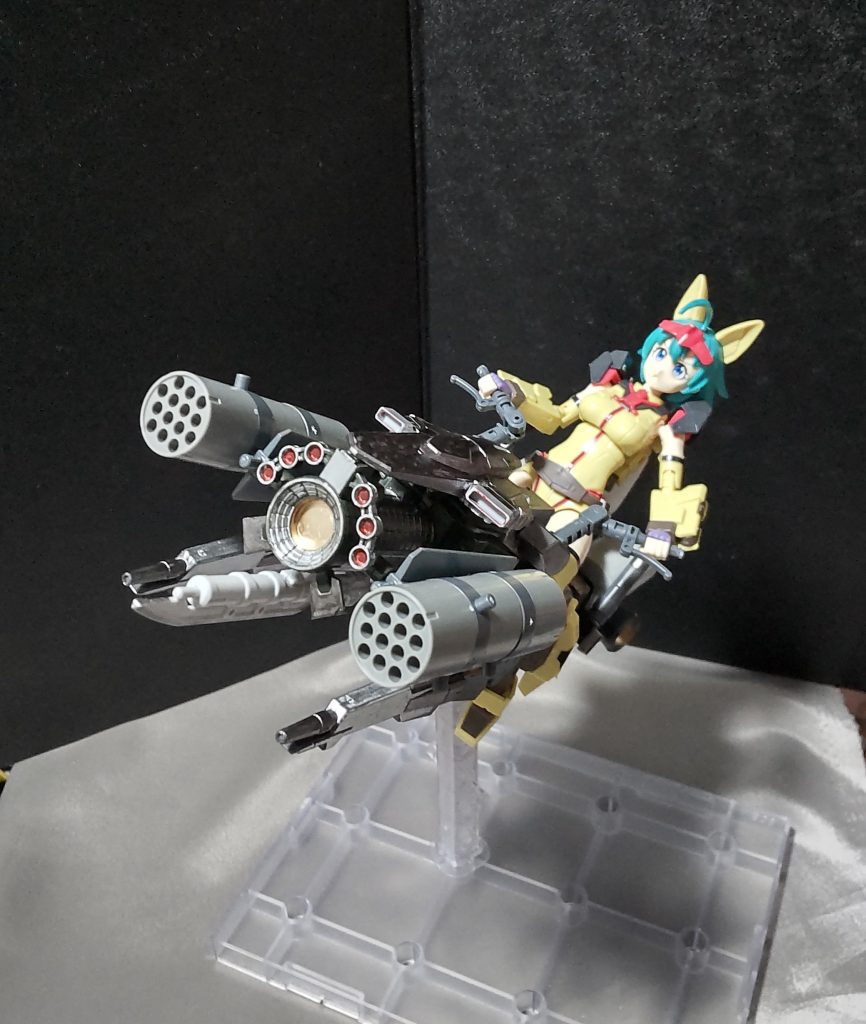 ナミ「よぉし、メガ粒子砲撃てぇ!」