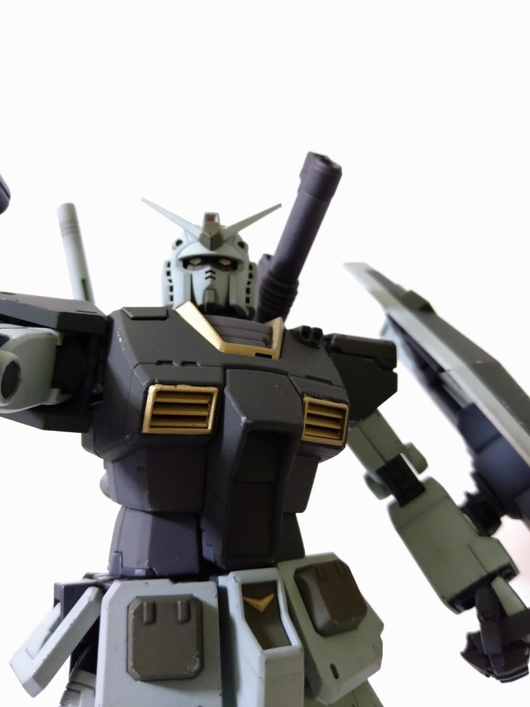 ラストは少しアオリで。ツインアイの塗り分けも非常に簡単でした。最後までご覧頂き、ありがとうございました。