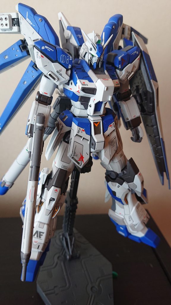 【HGUC】Hi-νガンダム–5枚目/制作者：へっち