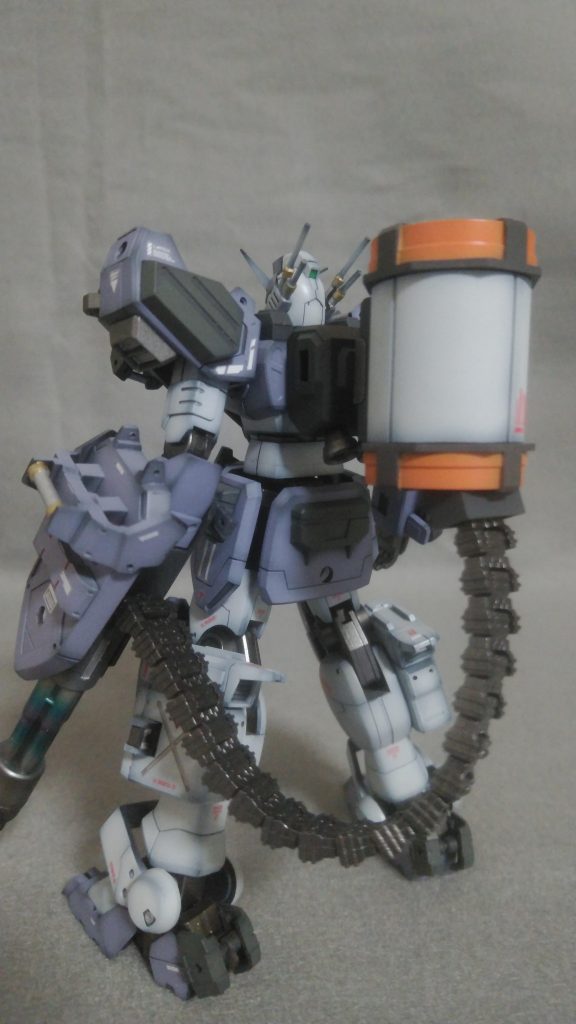 ガトリングチェーンと弾薬ポッド?エネルギーポッド?は、コトブキヤのMSGをそのまま使用しました。