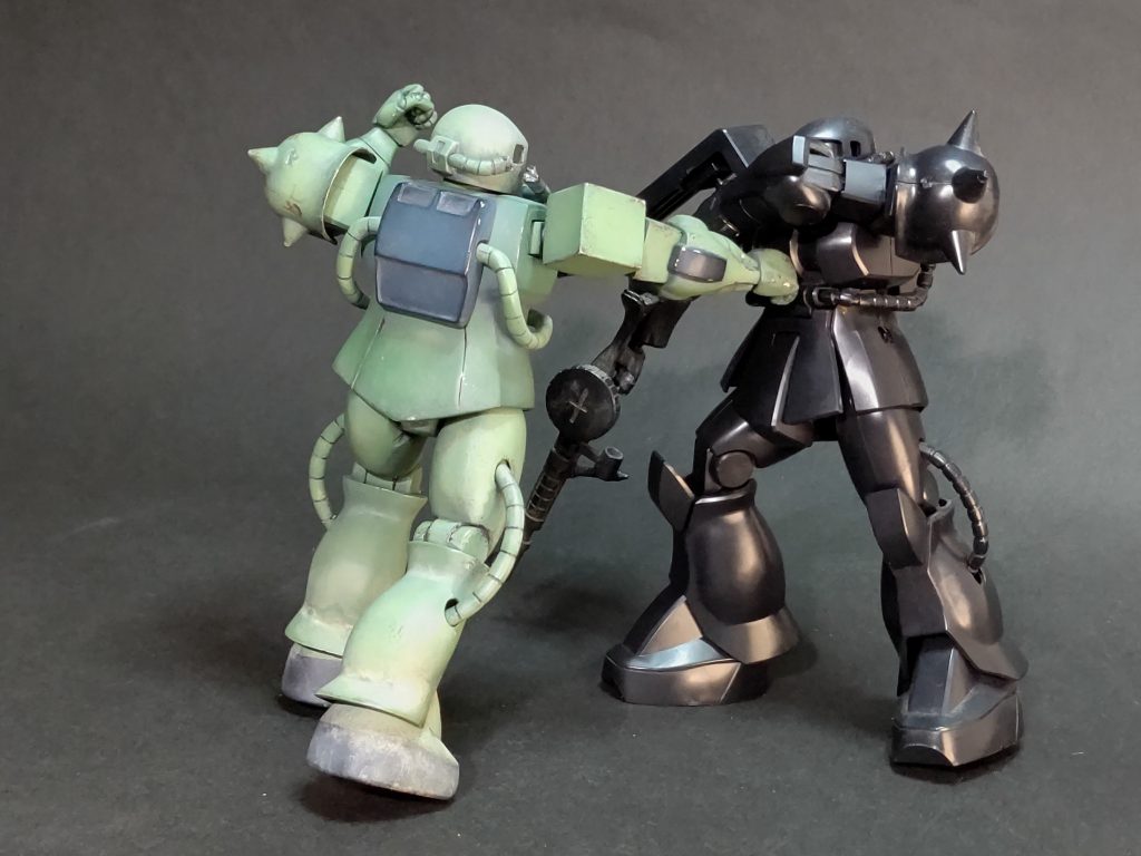 劇中のいろいろが再現できるように肩と股関節を引き出し式にしました