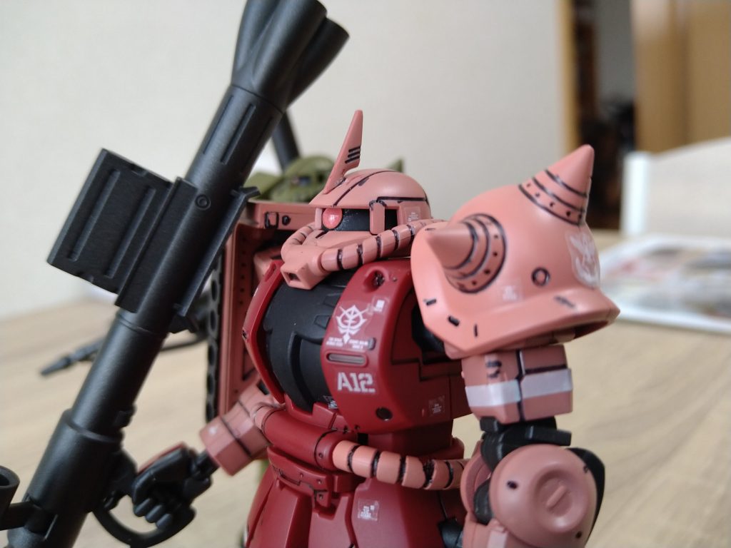 the origin版シャア専用ザクⅡ–3枚目/制作者：@shihuku_1990