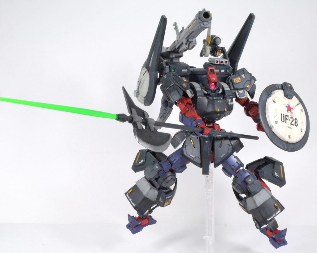 一部装甲はRG Zガンダムを使用