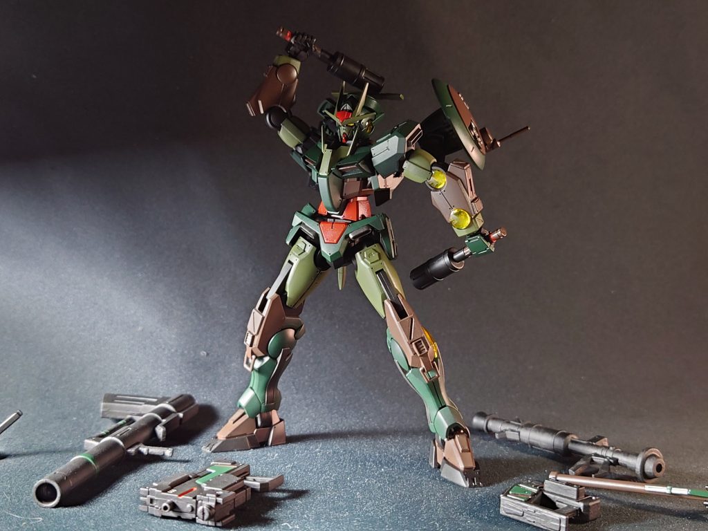 からの、手榴弾。