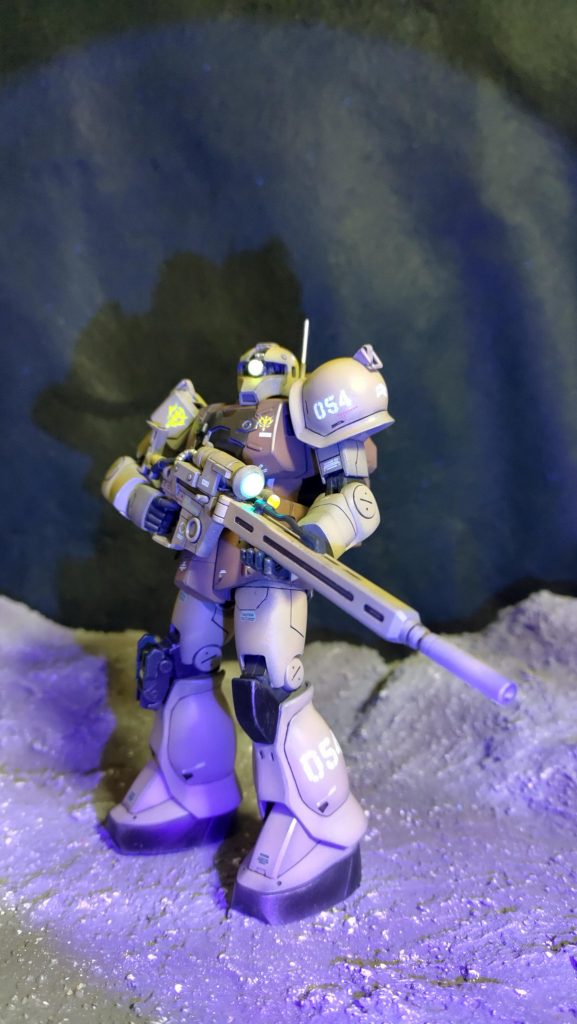 スジボリは勿論肩にフックを付けたり細かい部分にディテール入れています。