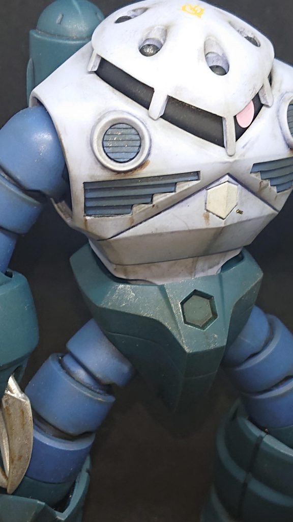 リアルタッチマーカーでオイル垂れを表現しました。それっぽく見えるかな？