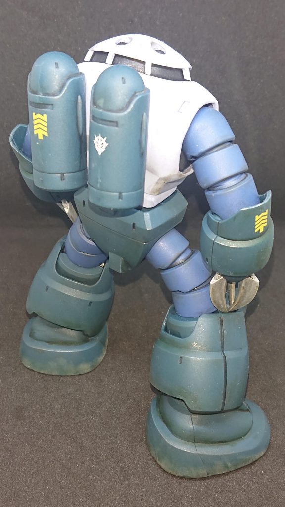 バックパックの合わせ目が上手く消せませんでした。