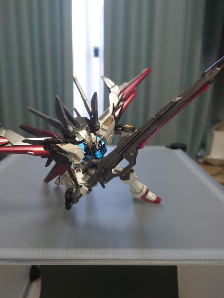 ボリューミーなキットで撮影スペースにおさまらなかったり、重量の問題だったりでポージングがすごい難しかったです笑100均で買ったもので作った安い撮影スペースじゃなくてちゃんとしたものに買い換えようか検討中です