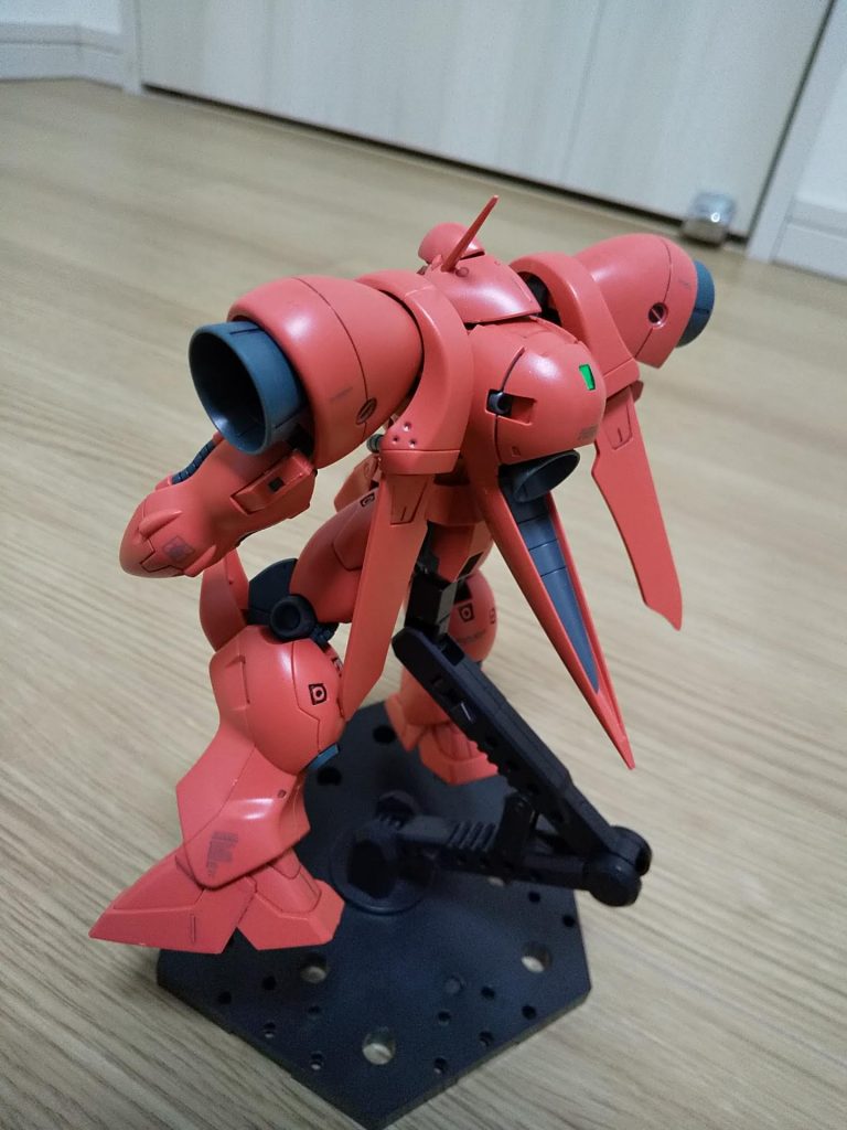 とんがりコーン、キャストオフ。