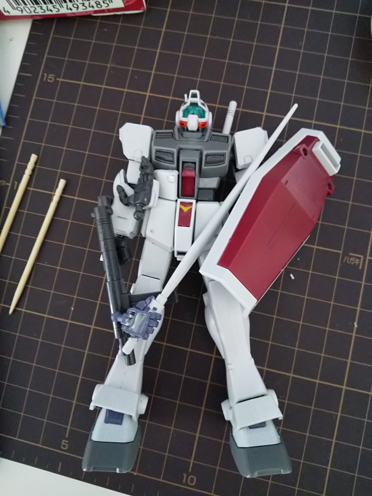 デカール貼り待ち。