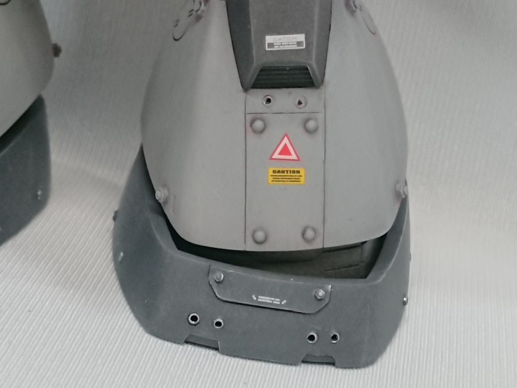 リベット　スジボリ　プラ板小細工