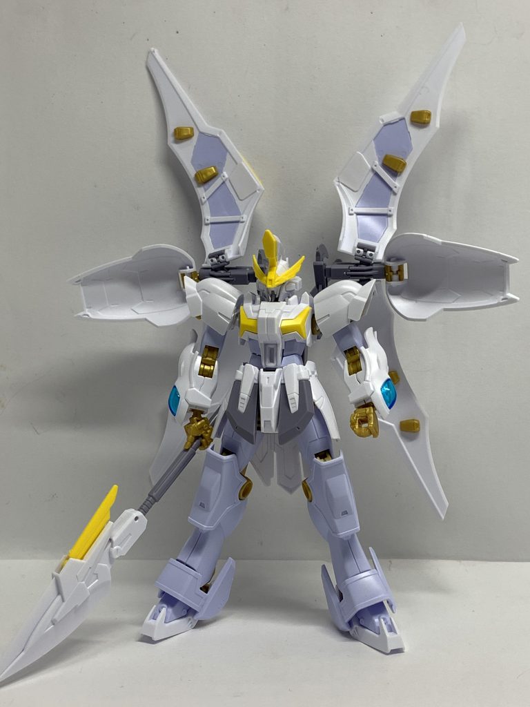 アクティブクローク開き立ち姿。