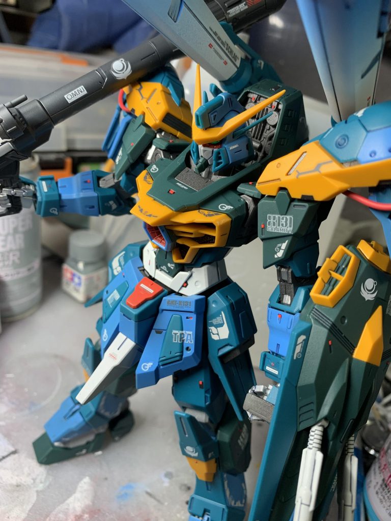 各モールドにレッドチップ を追加しています。