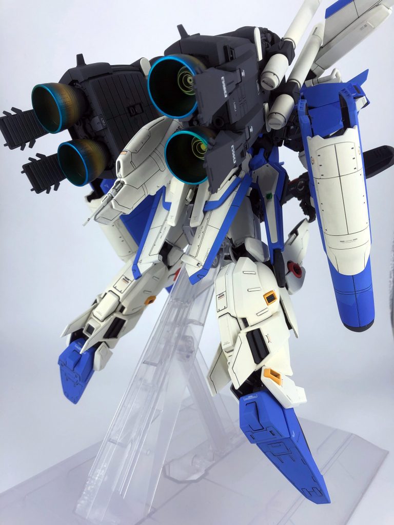 バーニア部を焼け表現したかったのですが上手くいかず