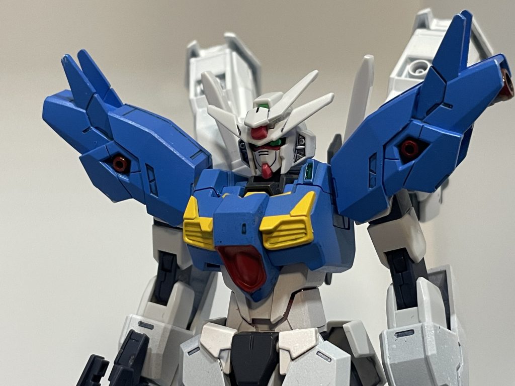 色んなモデラー、ジュピターヴのフルバーニアン風改造してるけどフルバーニアンって溝？ボディ？が突き出たデザインなのにコアガンダムのノッペリしたボディがモヤモヤしたからフェイクニューで調整