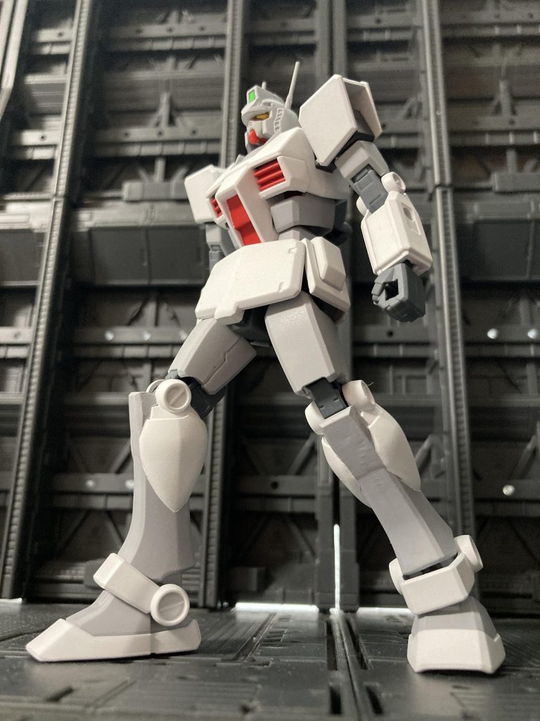 初めてEGガンダムが発売された際、武器が付いてないというのを聞いて真っ先にこれを作ろうと思いました。これなら武器がなくても成立しますので^ ^
