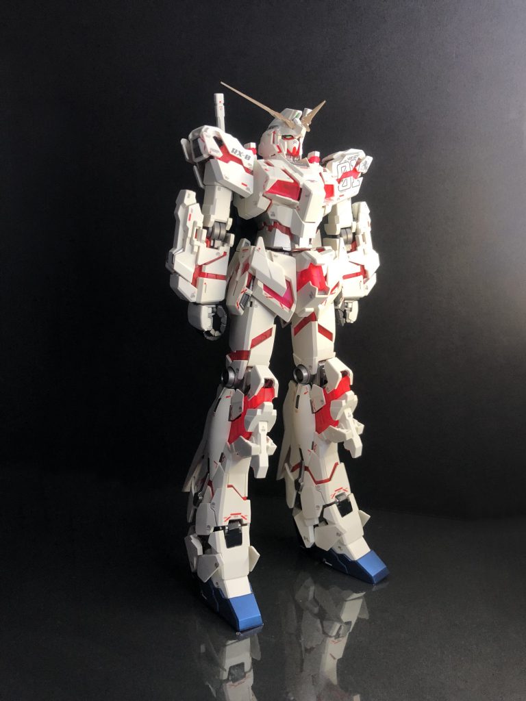 ホワイト部はウォームホワイトを。バランス的にちょっと脚が長いかな？と感じました