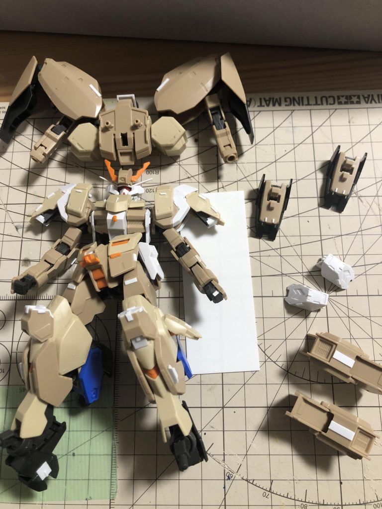 大方のディテールアップが終了。外装を無理くりつけた部分のディテール改良が難しいかったです。