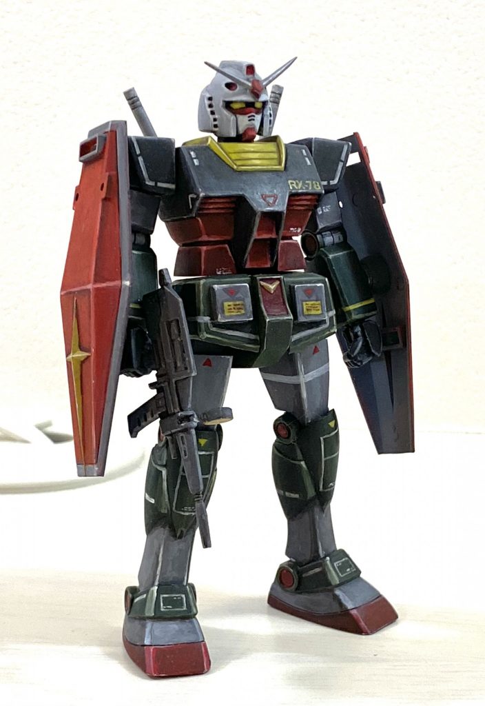 Gアーマーとドッキングを想定していたため両碗部にしーるどを取り付け可能