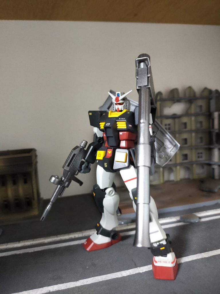 ＲＸ−７８ガンダムを完成。パーフェクトコレクション。BANDAIのプラモデル。