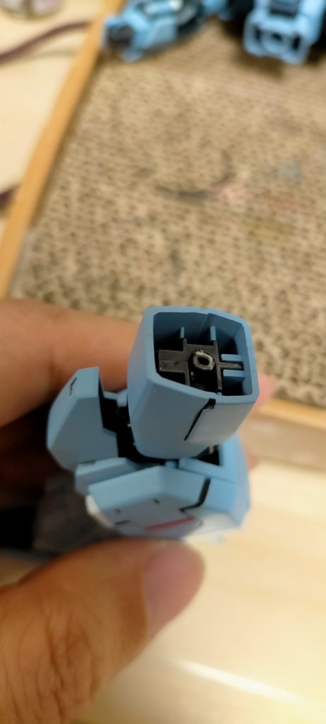 組立時にねじ切れた…嫌な感触がしたときには手遅れでした。