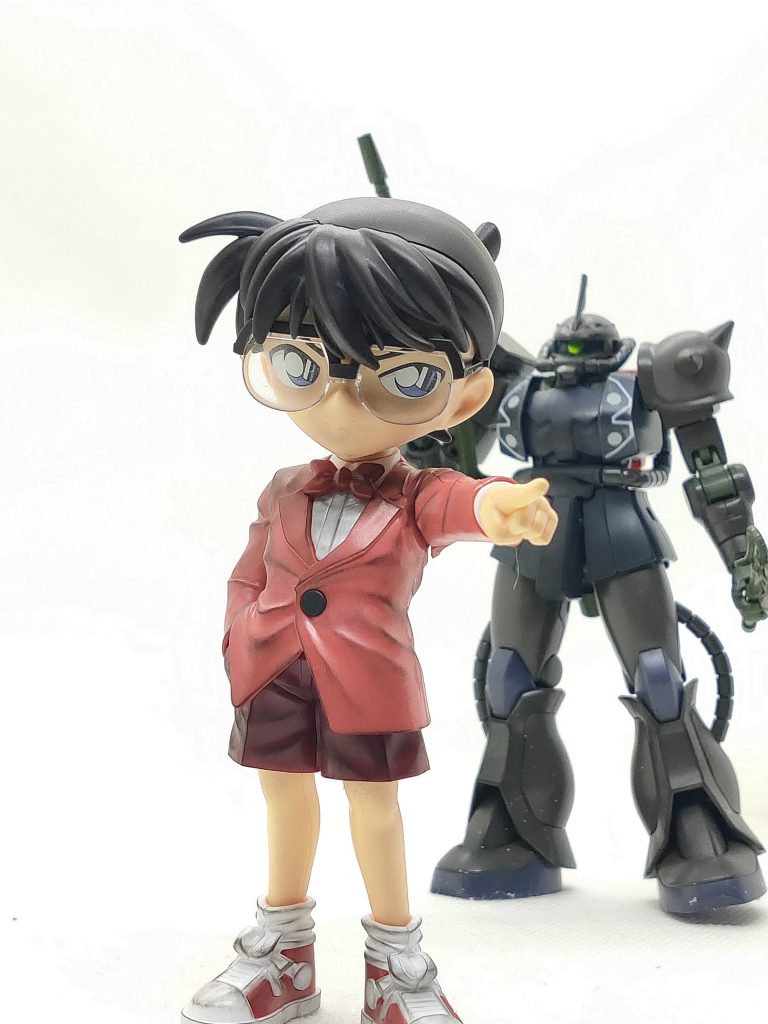 ENTRY GRADE 江戸川コナン(シャア専用ザクⅡカラー) ＆ HG シャア専用ザクⅡ(赤井秀一カラー)–4枚目/制作者：かえる