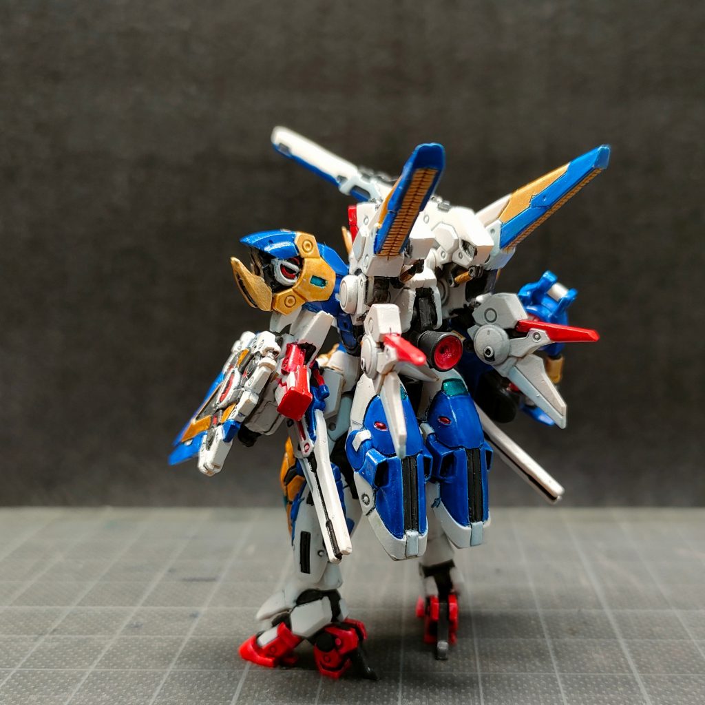 下地はアクリジョンベースホワイト、塗分けはアクリジョン。アクリジョンクリアでトップコートして、墨入れは水性ホビーカラー＋マジックリンです。ABSでも割れる心配なし！