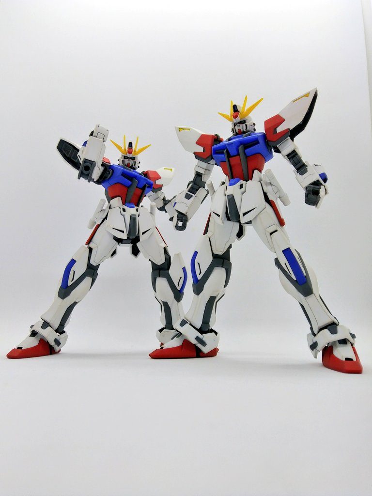 本体だと脚しか変わらない。同時に2体なんてやったことないよ(笑)