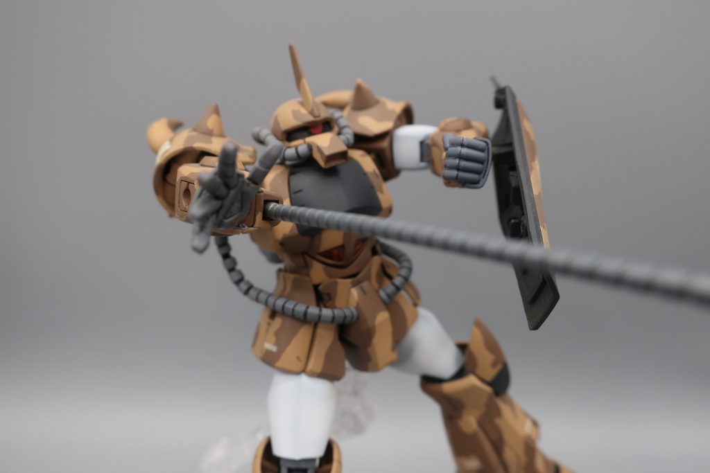 ランバラル大尉が酒場でうまい水を飲んでいたので　せめて私だけでも大尉の気持ちを理解しようと自販機でコーラを買いました。