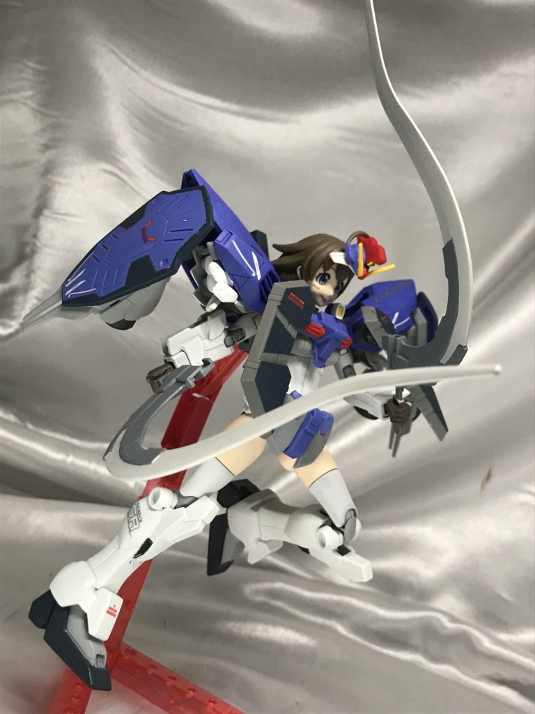 装備しててもアーマディロは独立なので動きます。