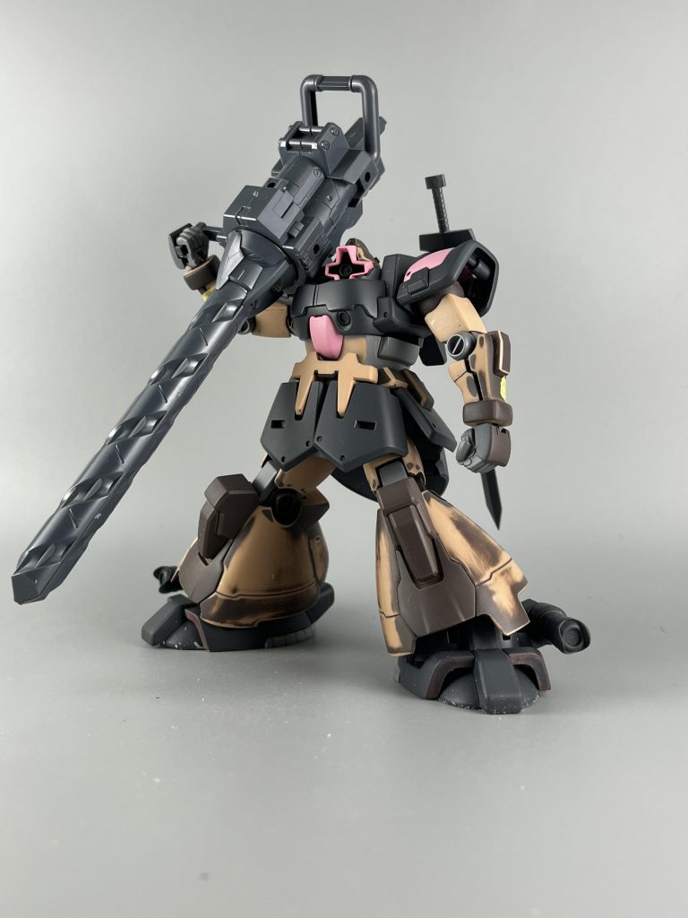 シュツルムファウストとヒートサーベルが欠品でしたので思い切ってほか武器を容易、大型ドリル(コトブキヤ)を導入ドムにピッタリ。