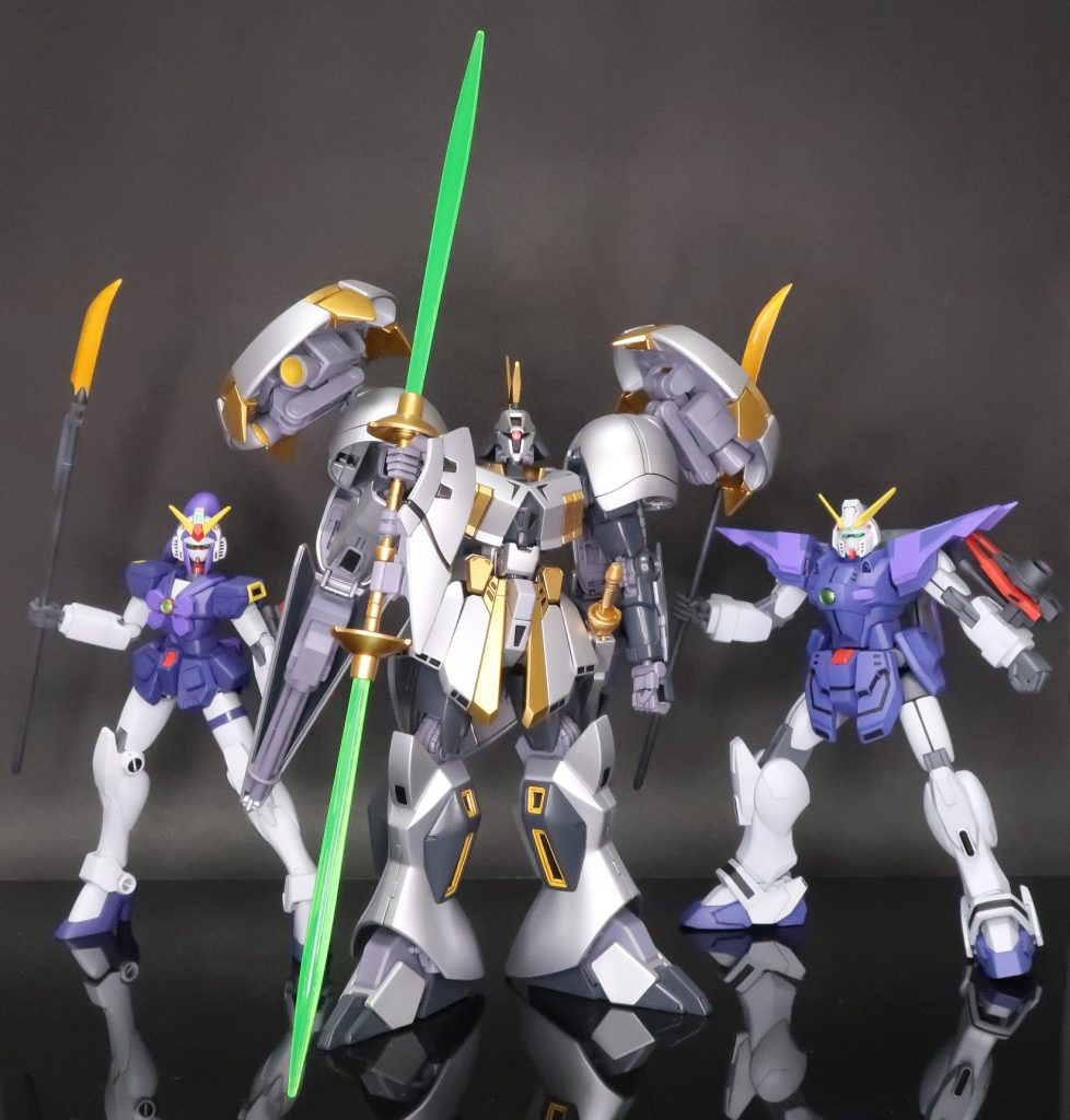 集合写真ビームボウの展開状態、作ってはありますが塗装が間に合いませんでした。あとライジングとノーベルは無理やり組み立てただけなのでちゃんと仕上げてから後ほど個別に投稿したいです。