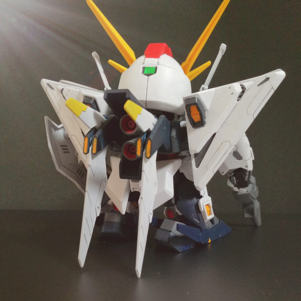 途中までスプレーで塗り、スプレーが切れたので筆塗りに以降。サフの上から筆塗りしてはいけないと学んだ、どんぶり史上では結構重要な作品です。