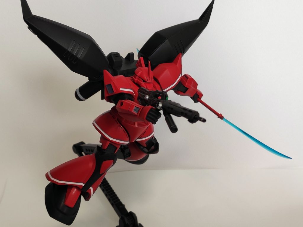 ビームマシンガンはUCアームズギャラリーのをそのまま使用しています。ディテールが細かくてとてもかっこいいです。