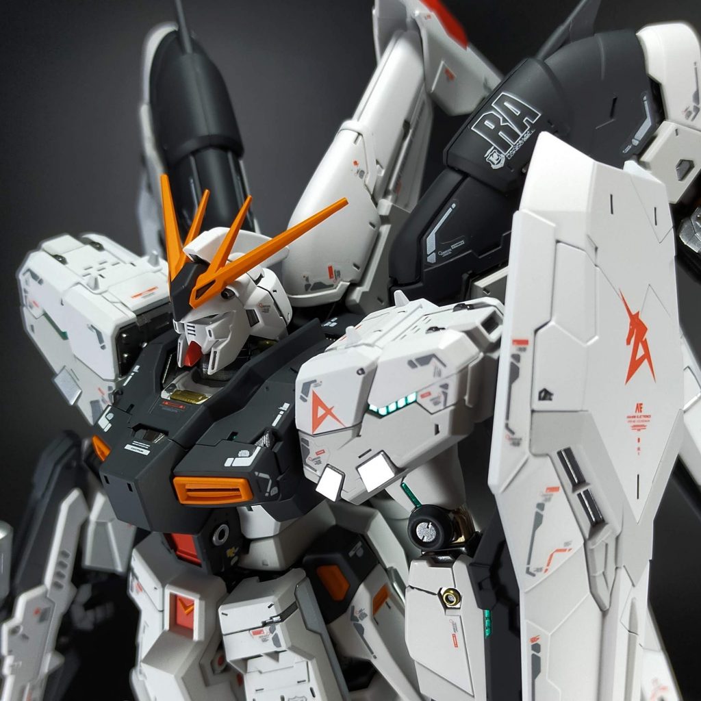 RG hi-ν ガンダム　プロヴィデンスガンダムカラー