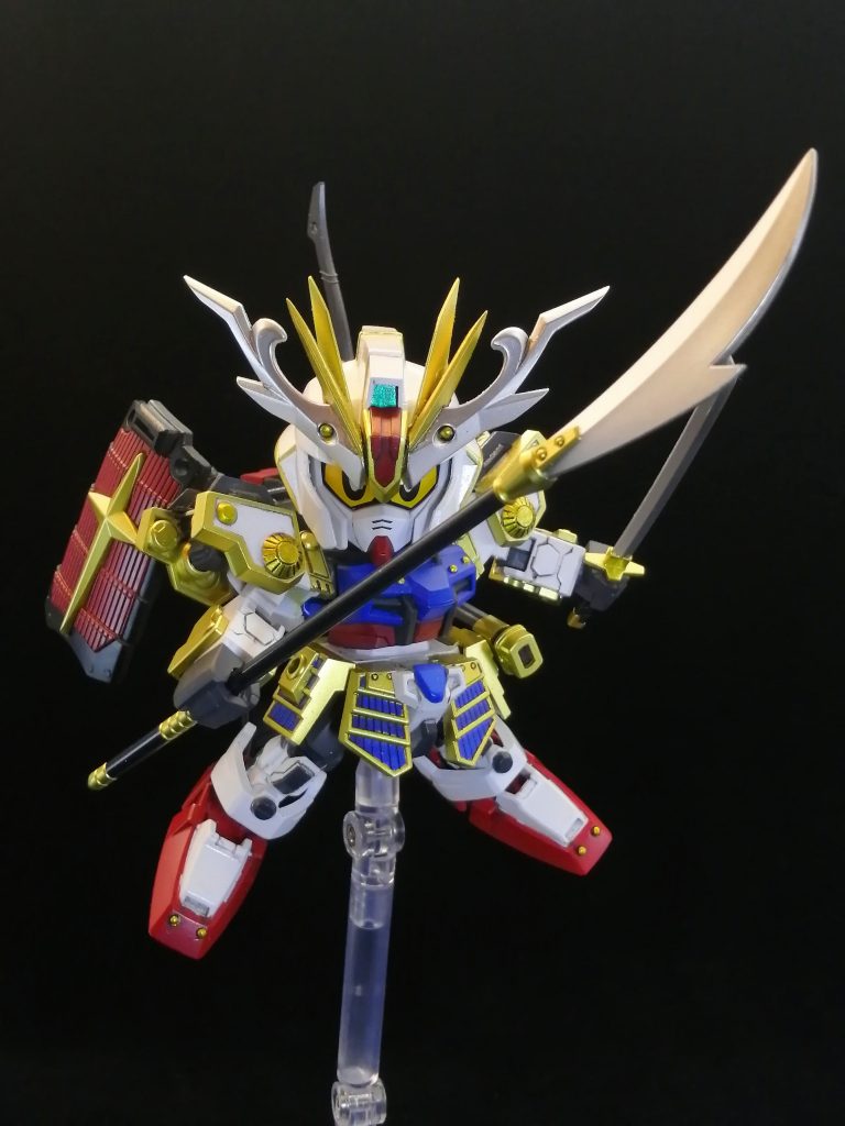 エールストライクこと、駆炎の備え(カエンノソナエ)。無理に羽根を付けず、武者っぽい要素を追加しました。槍、刀、弓、大袖で鎌倉武士っぽい感じになりました。