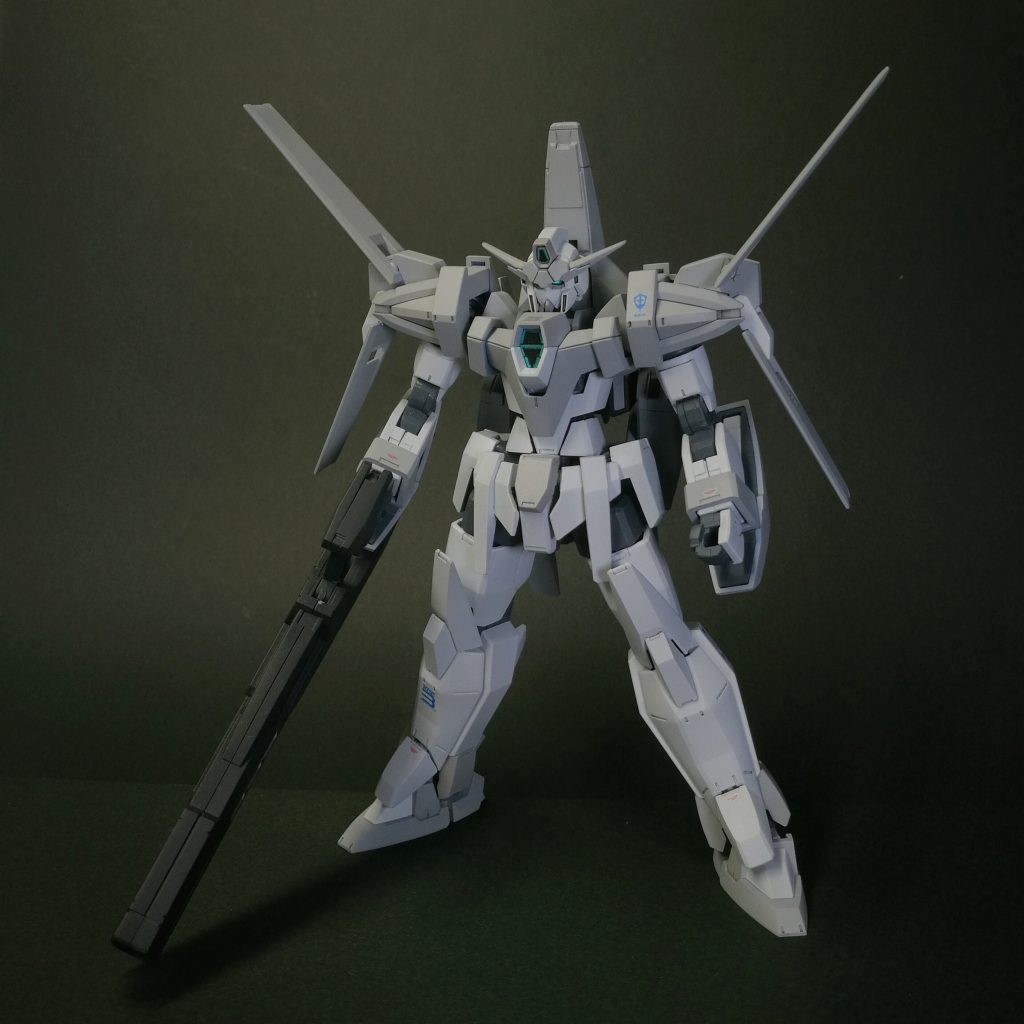 初めてにしてはめちゃくちゃ綺麗に塗れたと思う。てか、こんなにかっこよかったのかAGE‐３…