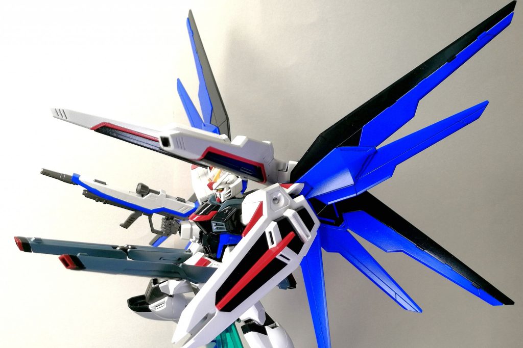 ハイマットフルバーストこれかっこよくとるのムズすぎてだいぶ妥協